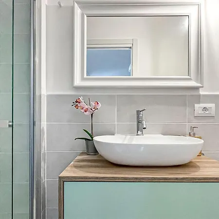 Mirtomore - Cometa Apartmán Pulsano